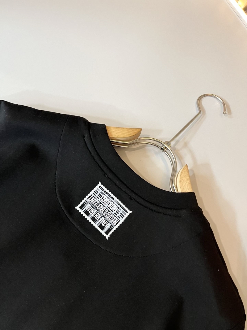 F**di t-shirts